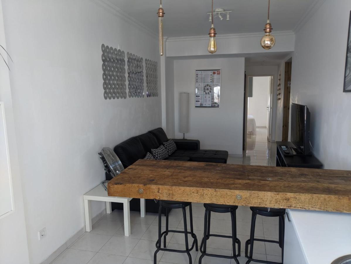 Appartement In Bed With Lisbon 11K à Amadora Extérieur photo