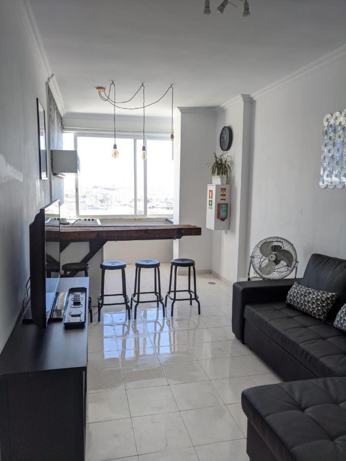 Appartement In Bed With Lisbon 11K à Amadora Extérieur photo