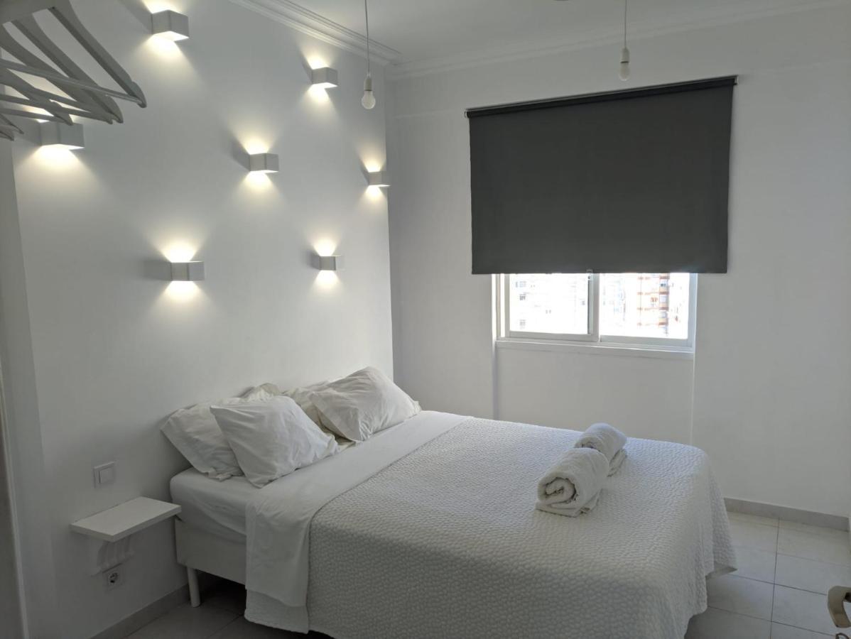 Appartement In Bed With Lisbon 11K à Amadora Extérieur photo