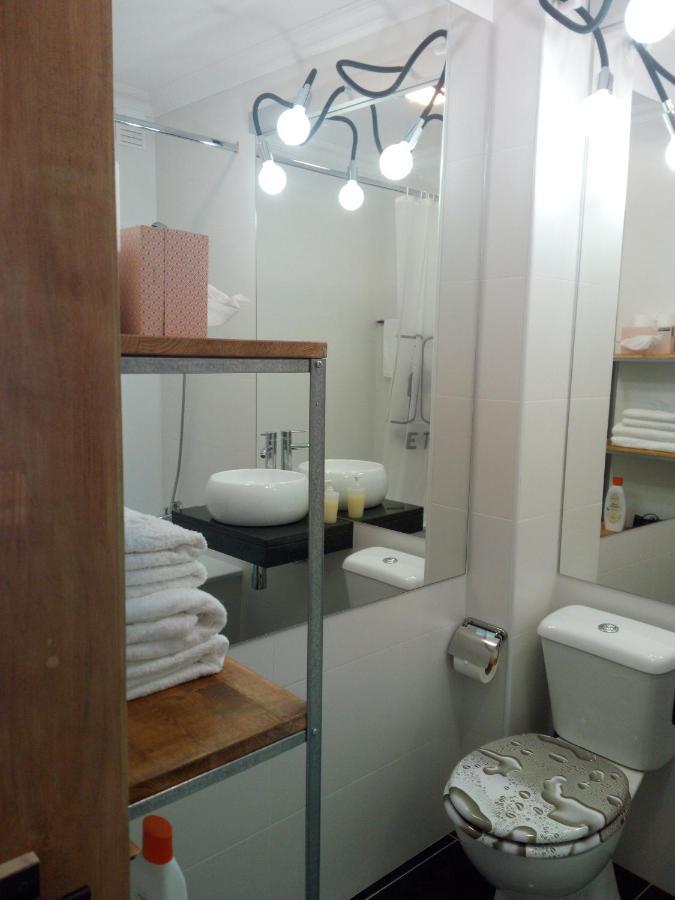 Appartement In Bed With Lisbon 11K à Amadora Extérieur photo